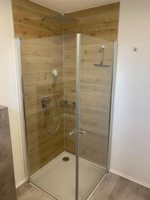 Moderne, Helle Ferienwohnung In Au Am Rhein Dış mekan fotoğraf